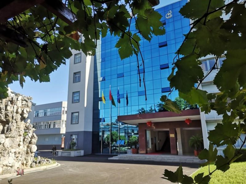 經(jīng)過兩個月的改造裝修 公司基地面貌煥然一新